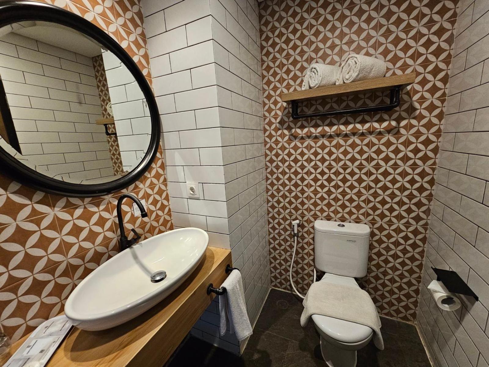 Hotel Fortunagrande Jembel Zewnętrze zdjęcie